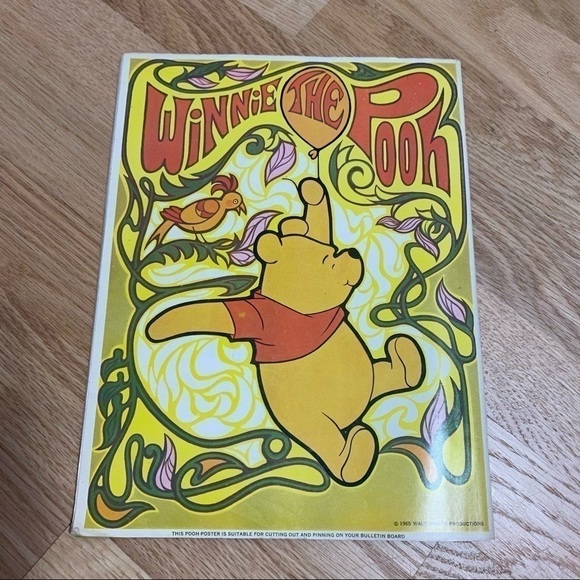 Vintage Wonderful World of Disney Magazine Grizzly Bear Winnie the Pooh - Picture 3 of 4